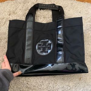 Tory Burch logo tote